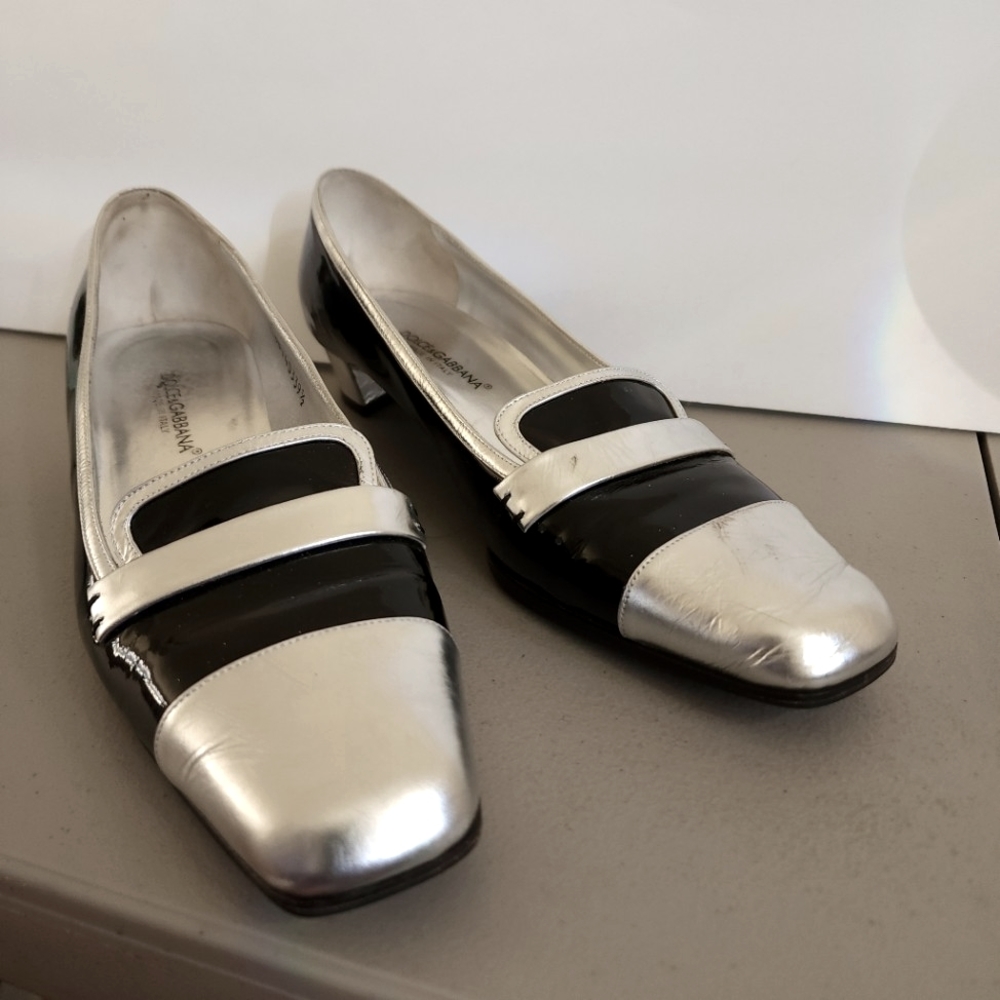 Dolce & Gabbana Metallic Silver & Black Patent Leather Shoes, size 39.5 Euro